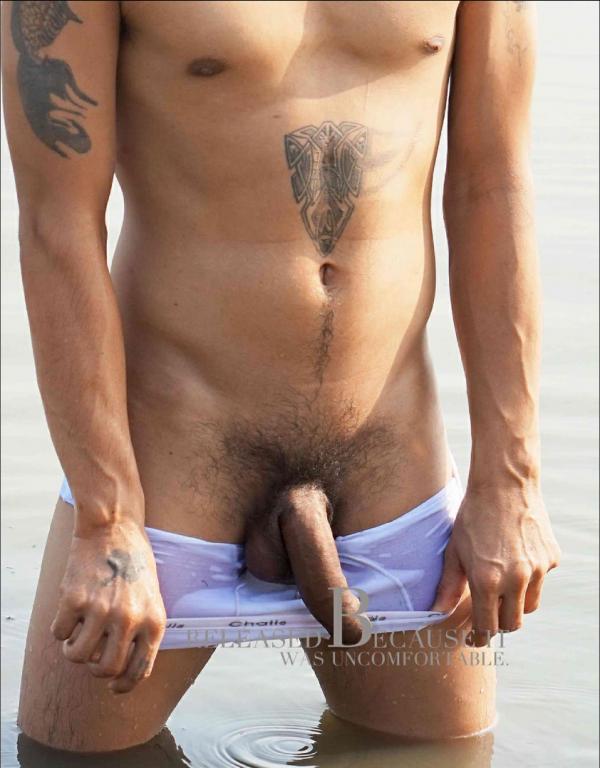 MAN-OMG-3---Guy-On-Hot-Street